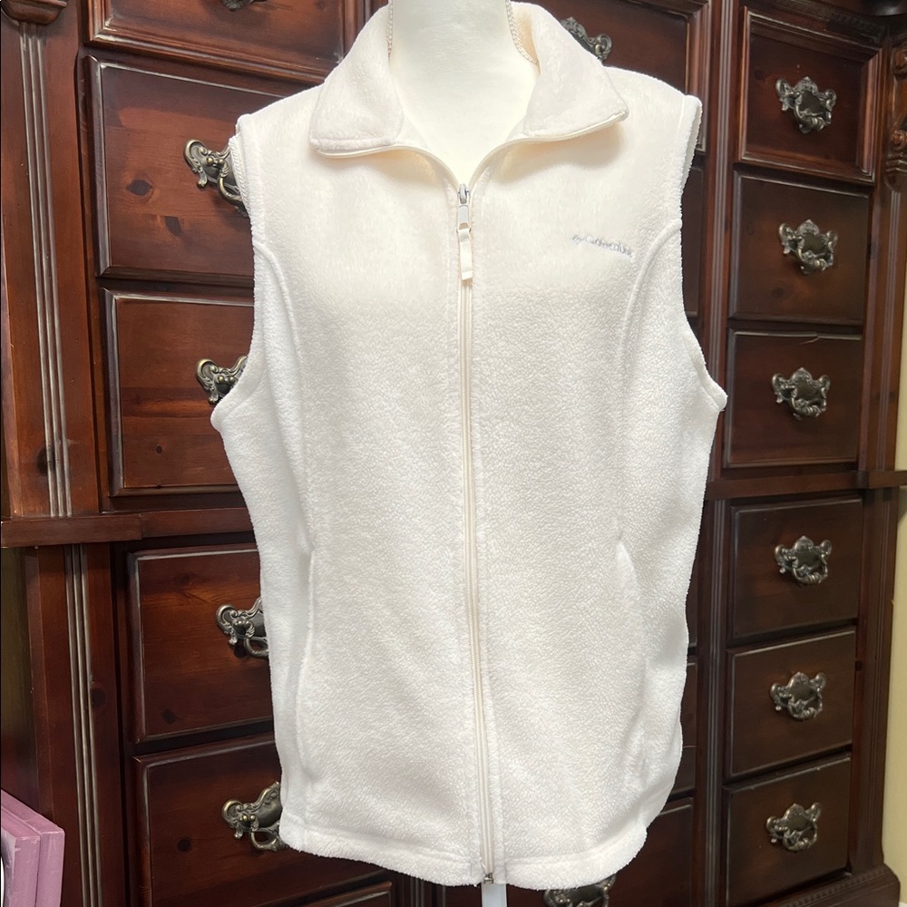 Columbia Cream Fleece Vest